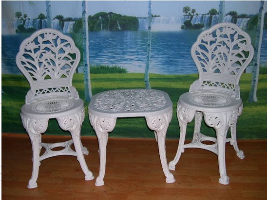 gp511-resin-patio-tables-and-chairs-for-indoors-and-outdoors.jpg